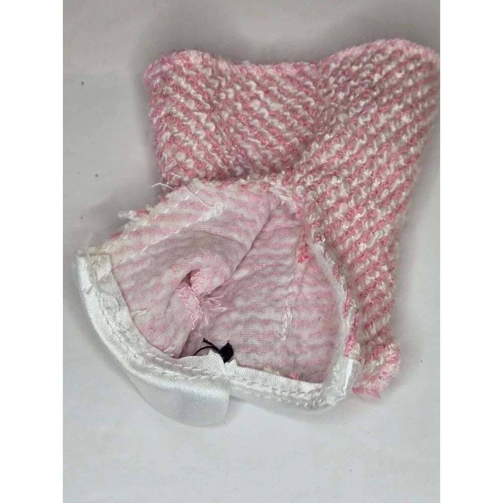 Rainbow High Bella Parker Pink and White Tweed Dress Series 2